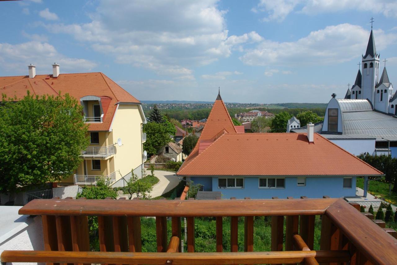 Roselio Sky Residence Heviz Exterior foto