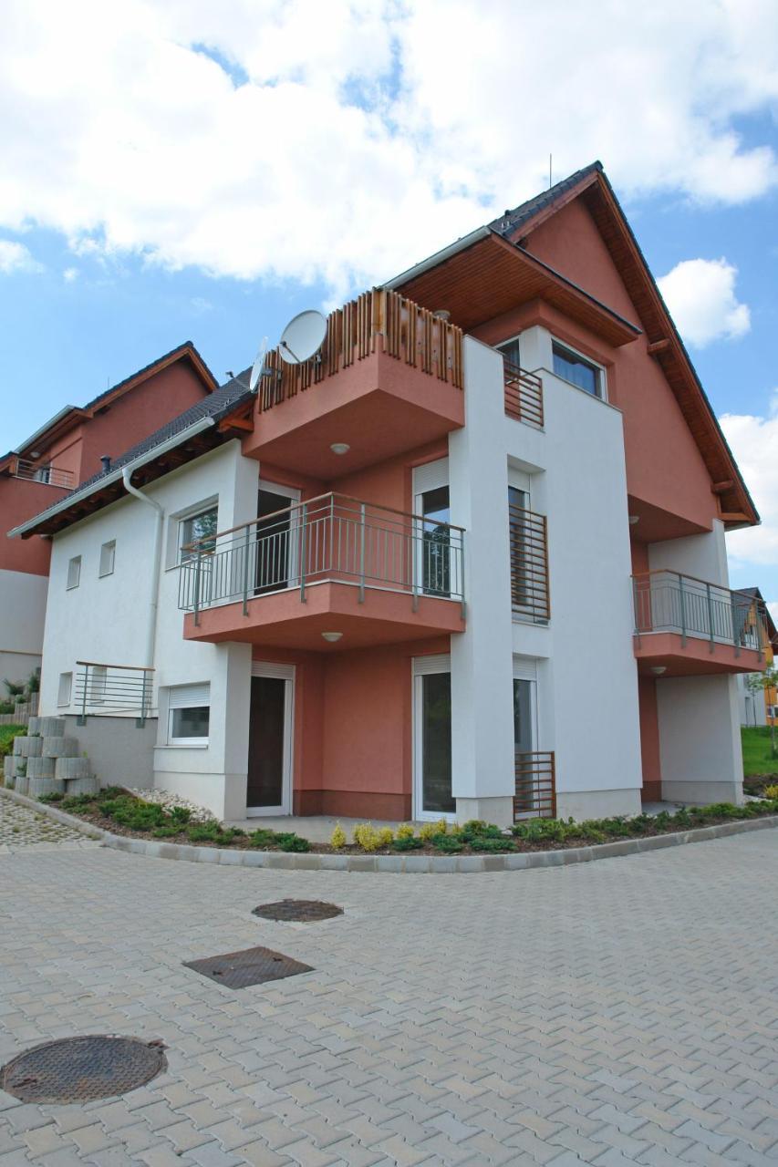 Roselio Sky Residence Heviz Exterior foto