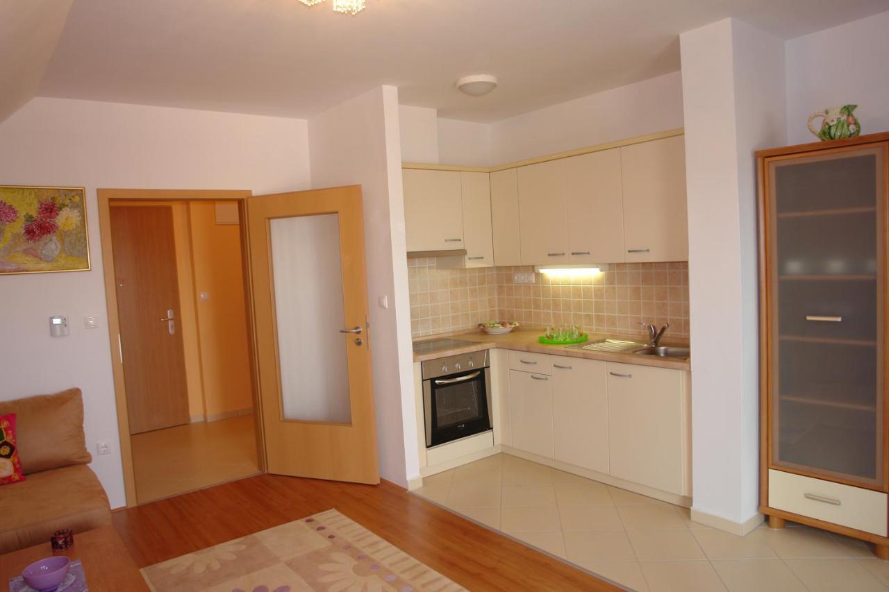 Roselio Sky Residence Heviz Exterior foto